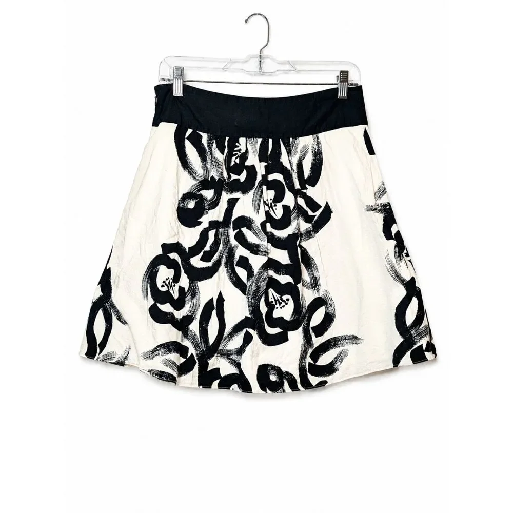 Mossimo Size Small 100% Cotton Black & Cream Floral A-Line Skirt
